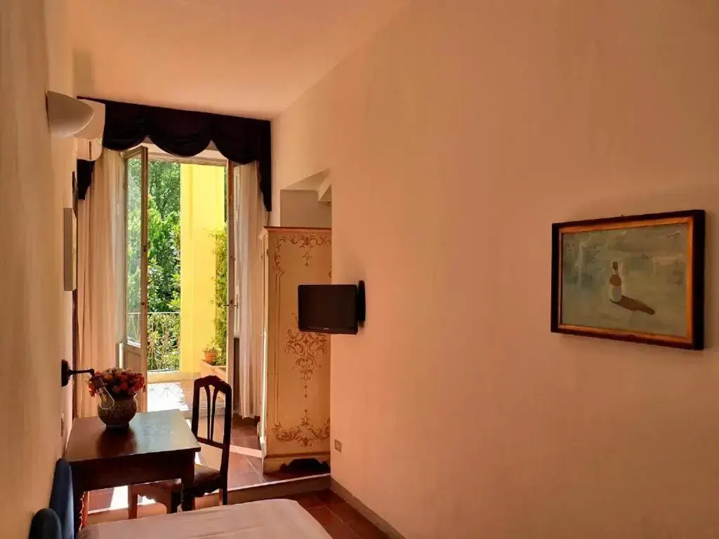 Standard Single room with balcony