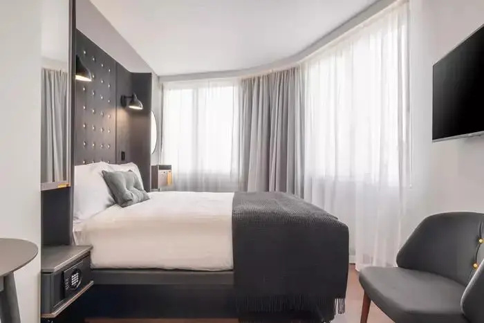 Comfy Double room (full double bed)