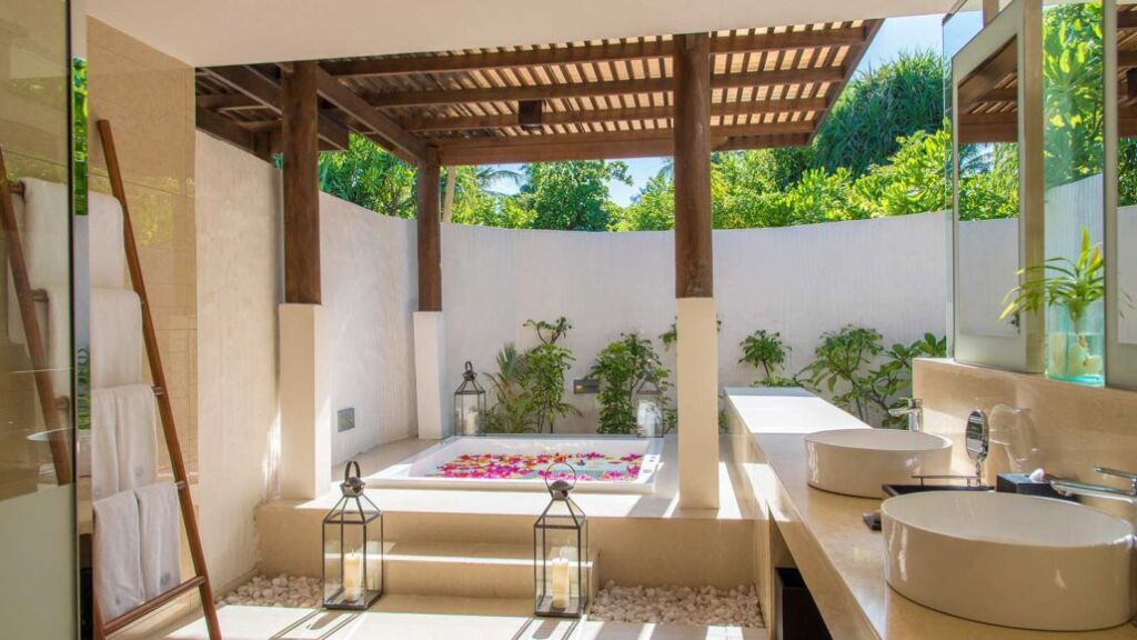 Hideaway Beach Resort & Spa