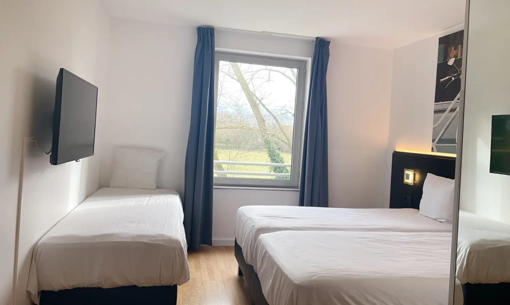 Velotel Brugge - Chambres