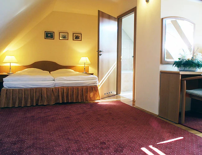 Comfort room