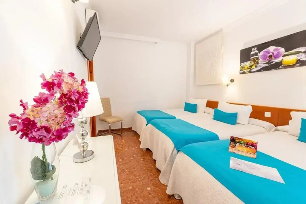 With Stairs Triple room