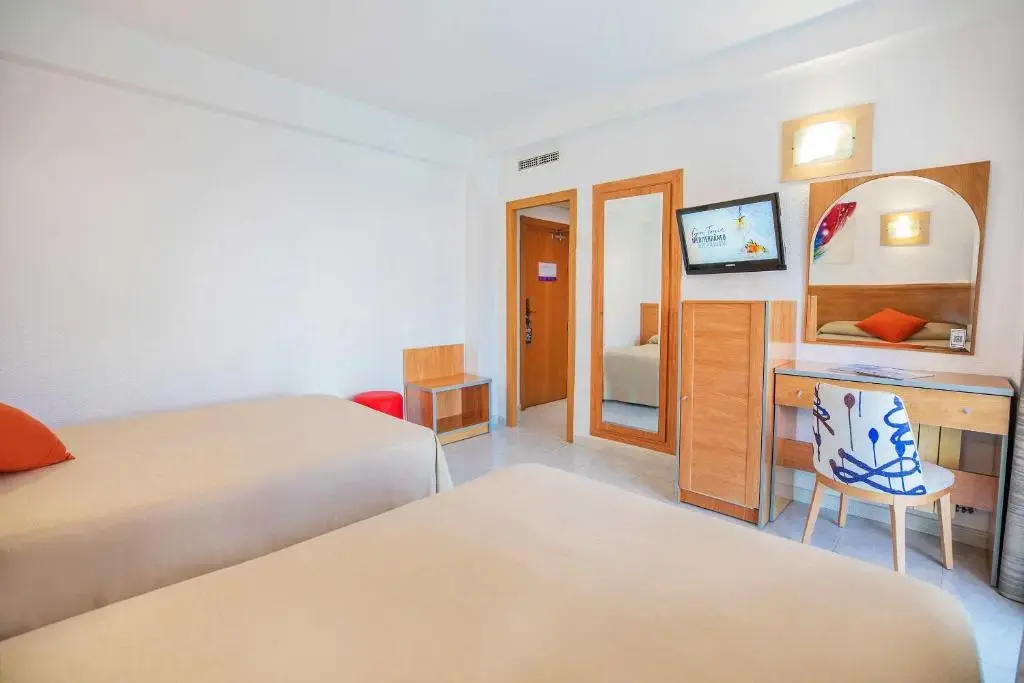 Double room (twin beds)