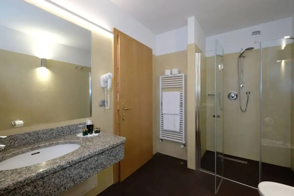 La Roccia Wellness Hotel - Chambres