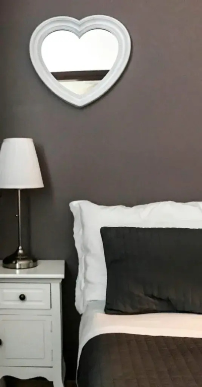 051 Room & Breakfast - Chambres