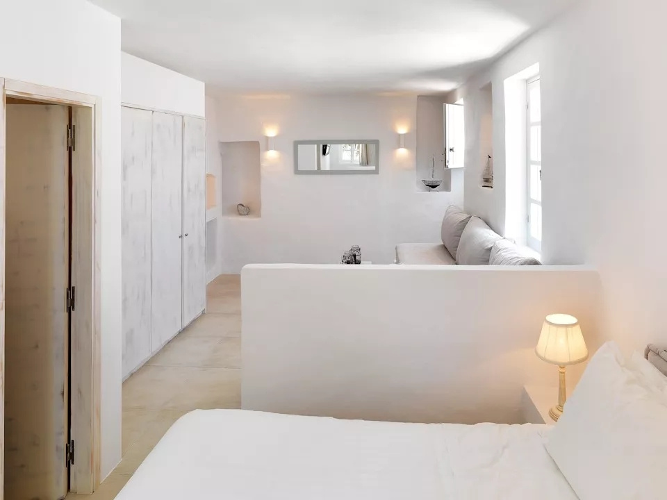 Apagio Double room (full double bed)