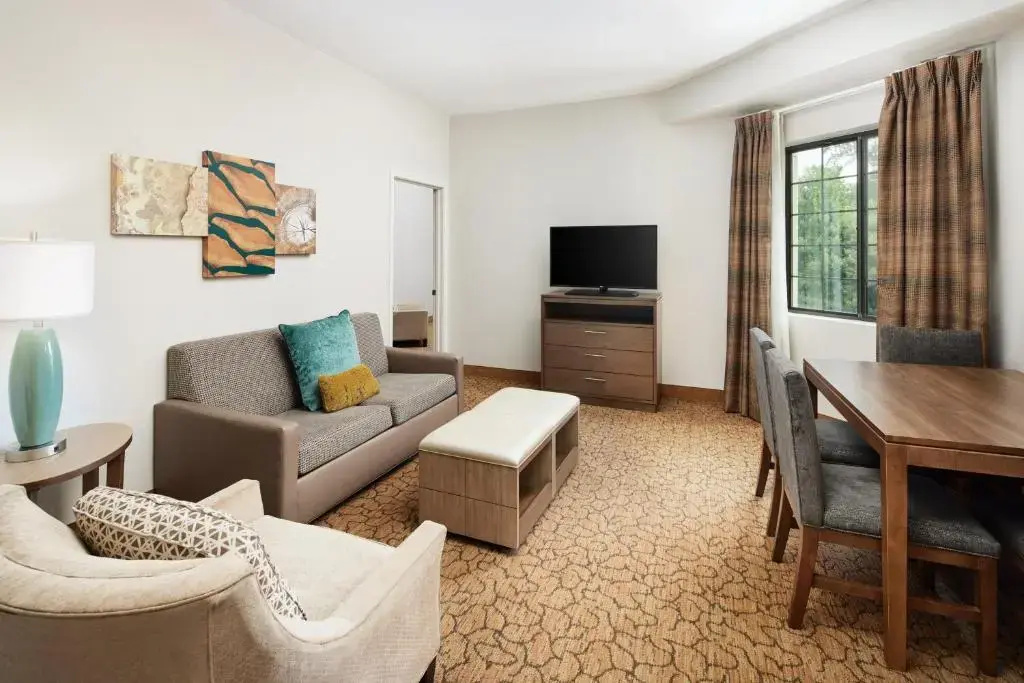 Staybridge Suites Durham/Chapel Hill by IHG - Chambres