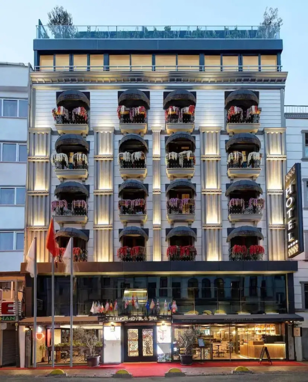 Skalion Hotel — фото