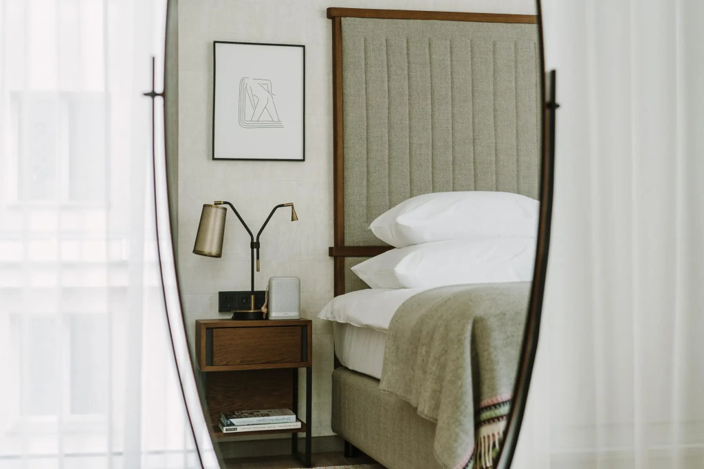 Classic Plus Double room (full double bed) (queen size bed)