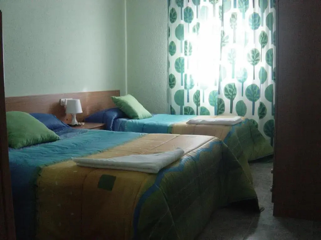 Triple room