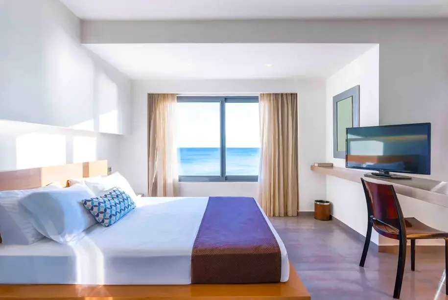 Double Junior Suite (full double bed)