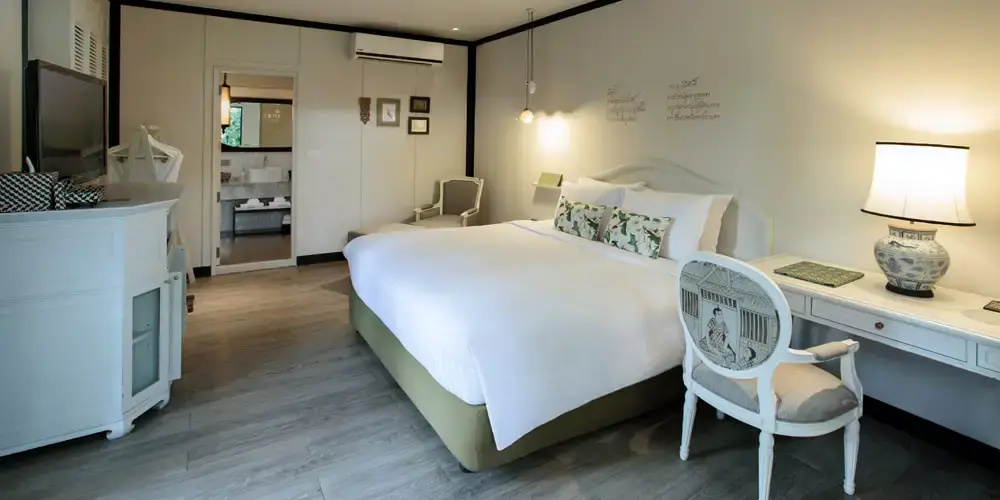 Taywet Double Suite full double bed