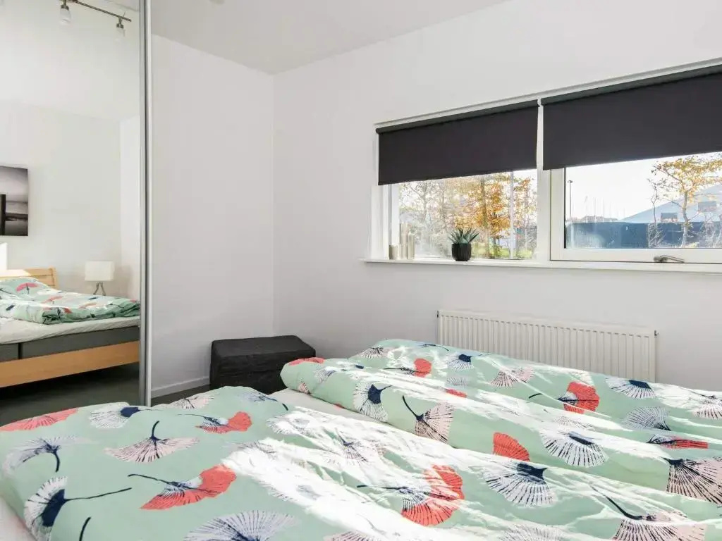 2 Bedrooms Holiday Home