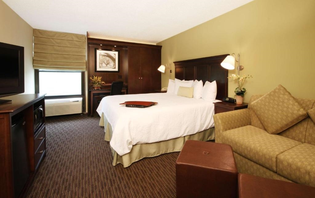 Double room (full double bed)