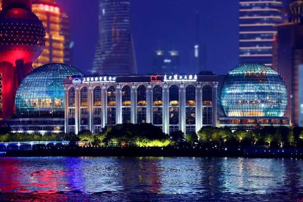 Oriental Riverside Bund View Hotel — фото