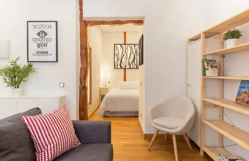 1 Bedroom Double Apartment (full double bed)