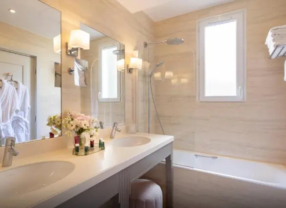 Hotel Residence Foch 81