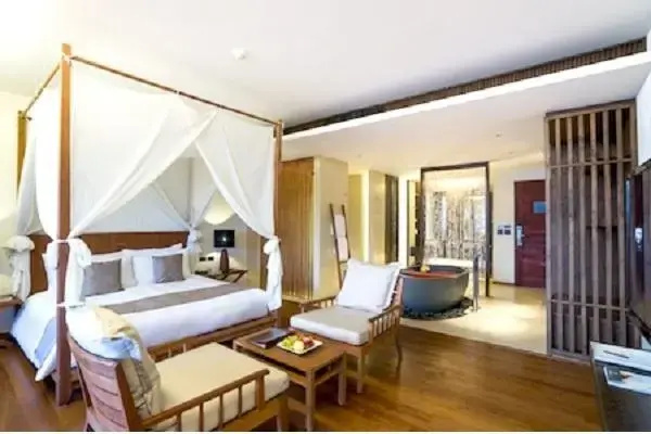 XL Double room with sea view (full double bed)