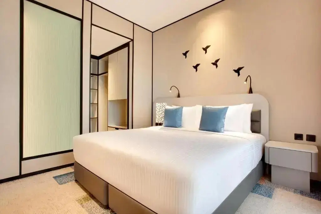 1 Bedroom Double Suite (full double bed)
