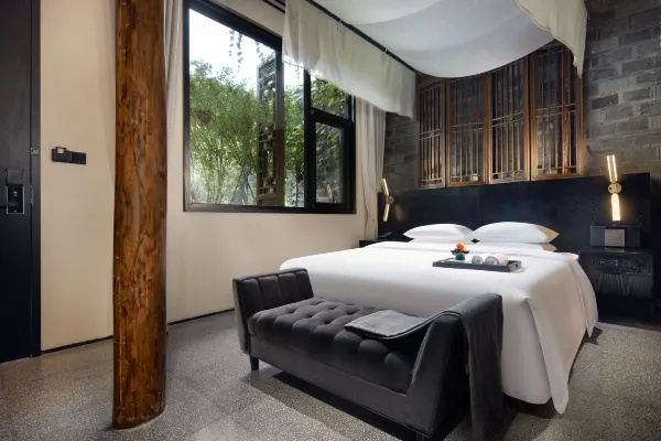 Courtyard Leisure Underfloor Heating Double room (full double bed)