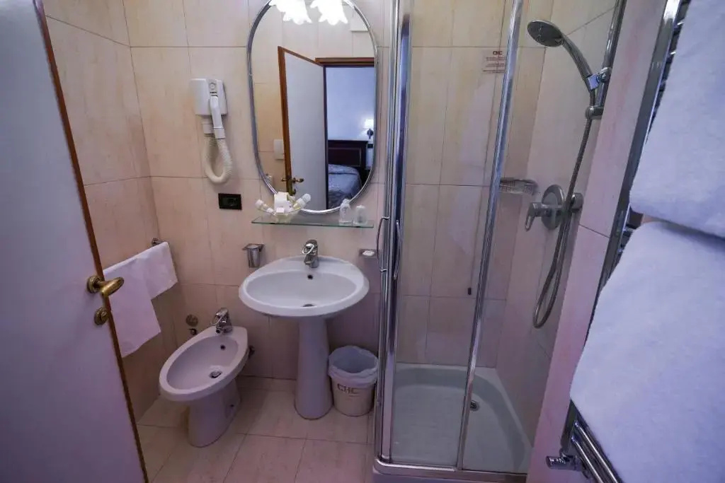 Carlton Capri Hotel - Chambres