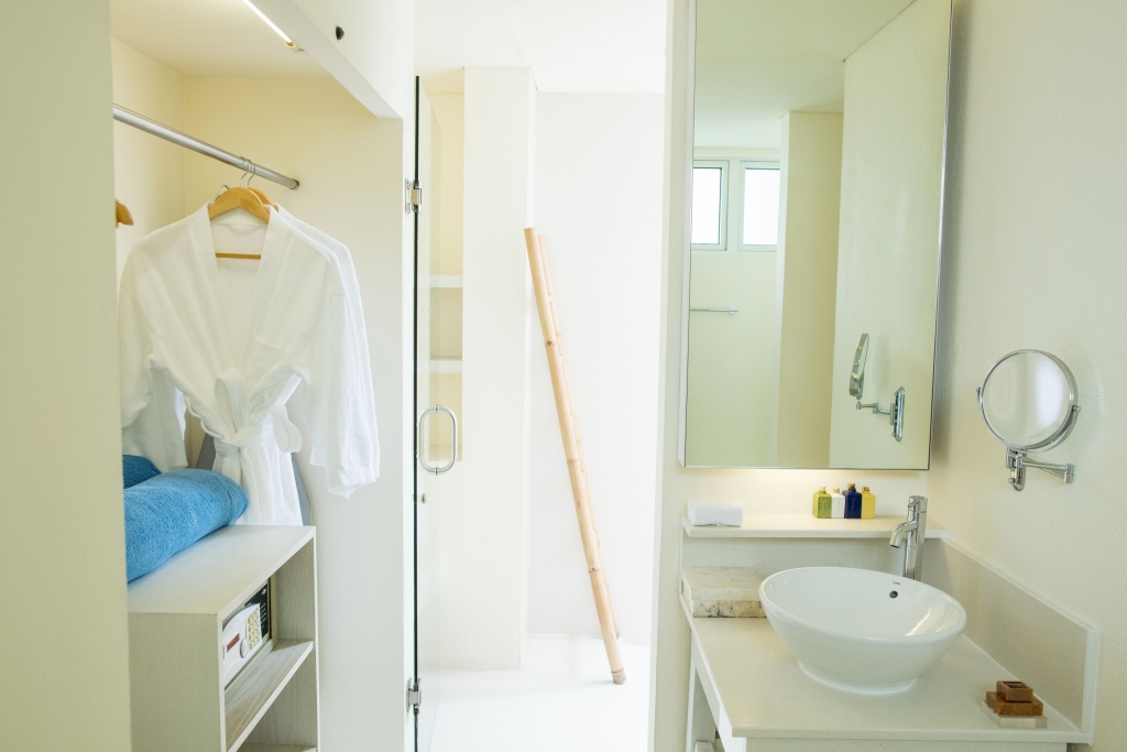 Holiday Inn Resort Kandooma Maldives