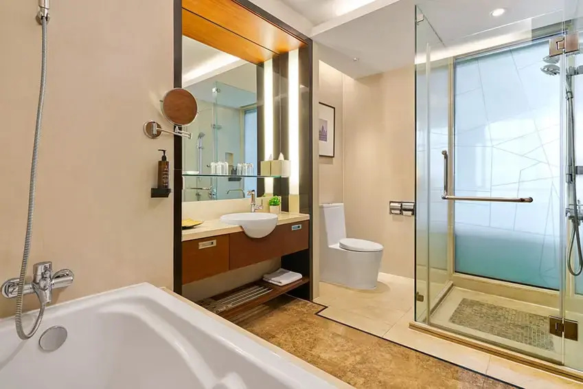 Deluxe Double room (full double bed)
