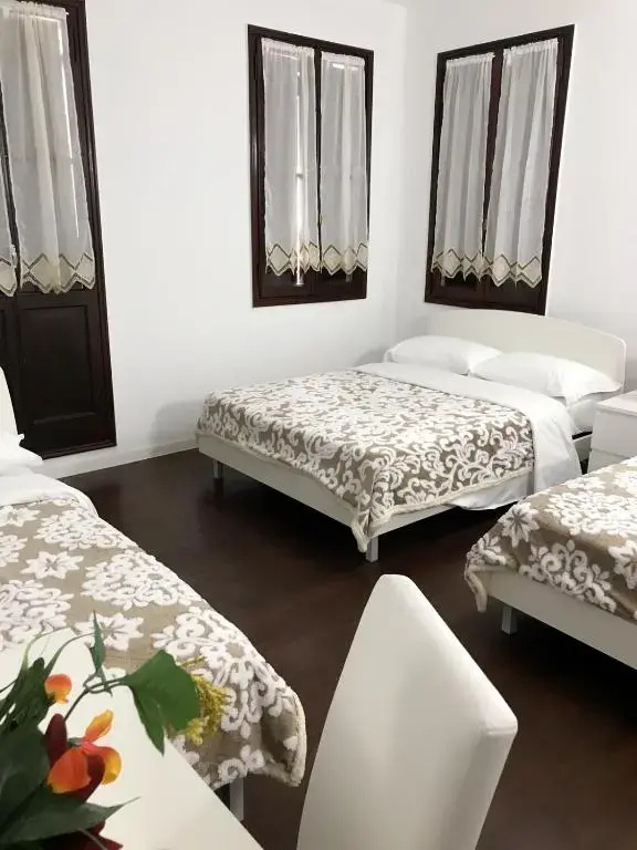 Superior Quintuple room