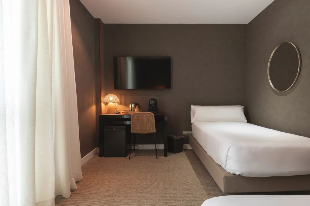 Hotel Acta Sant Just - Chambres