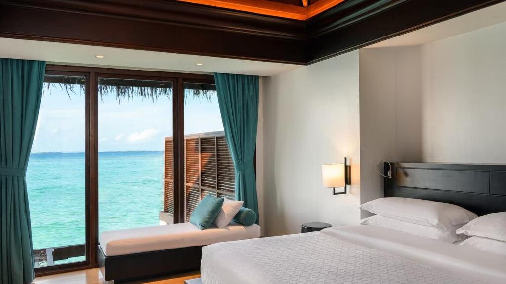 Sheraton Maldives Full Moon Resort & Spa