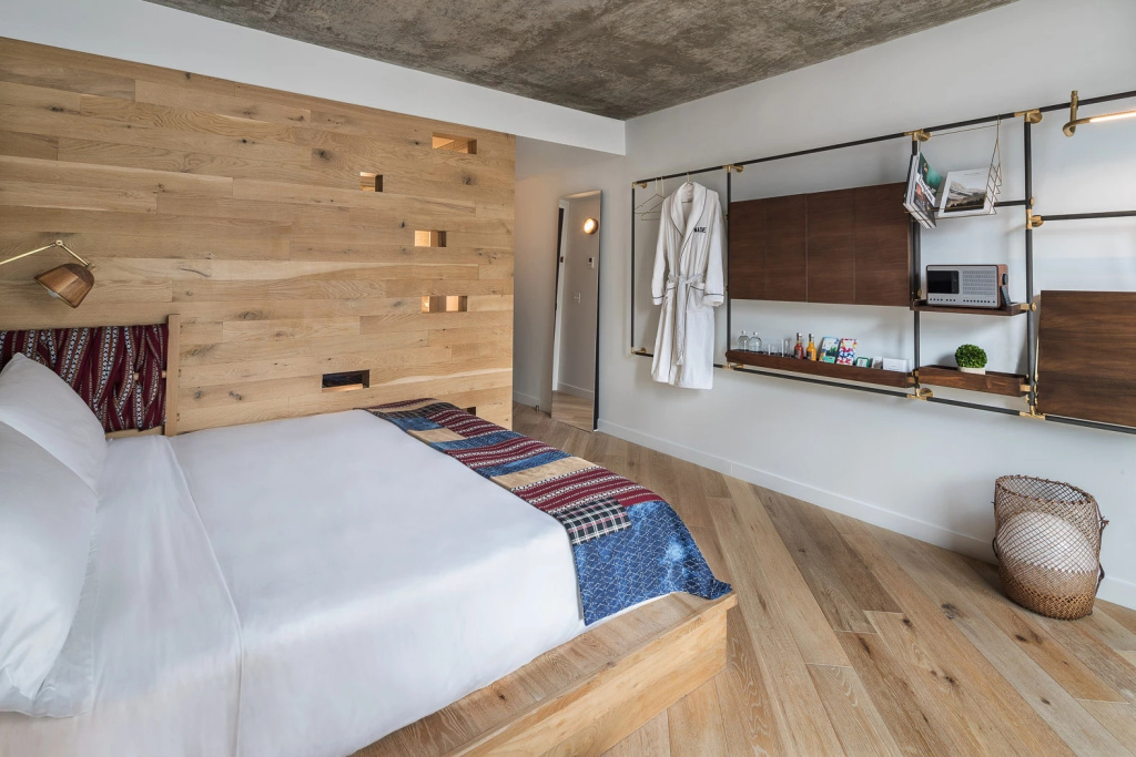 Double Studio (full double bed)