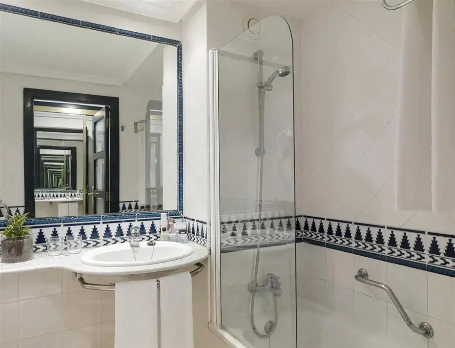 H10 Tenerife Playa Hotel - Chambres