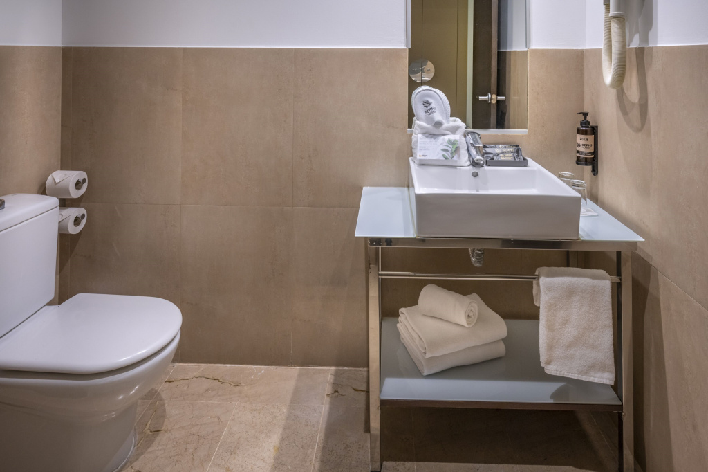 Serhs Del Port Hotel - Chambres