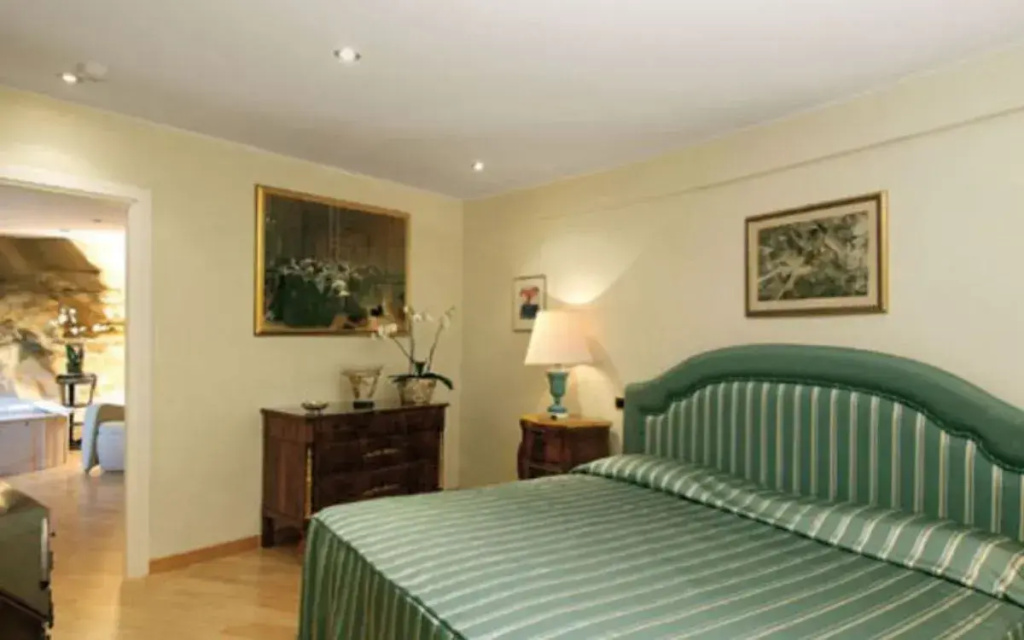 Rock Park Tower Lodge Suite