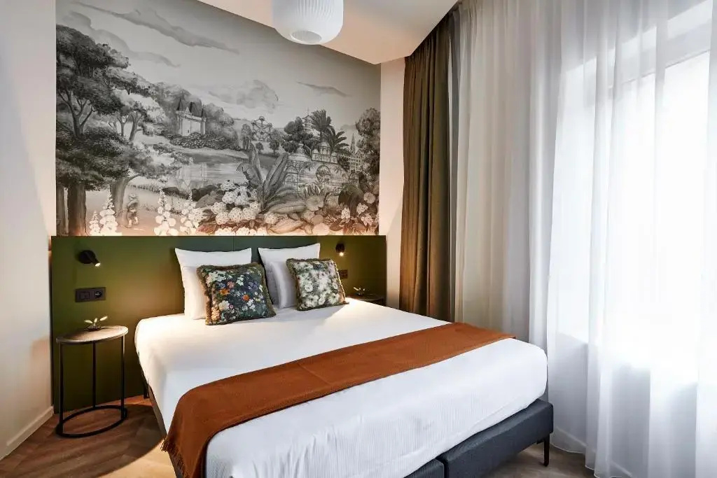 Florist Double room (full double bed)
