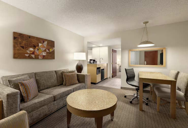 Embassy Suites by Hilton Denver International Airport - Chambres