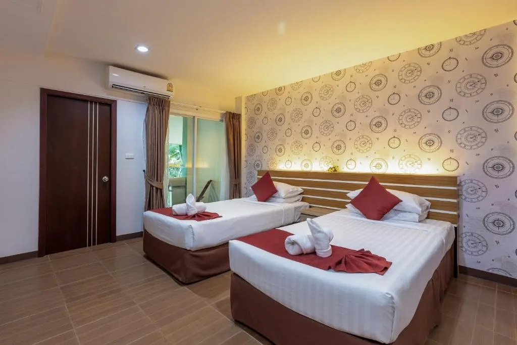 Deluxe Double room twin beds