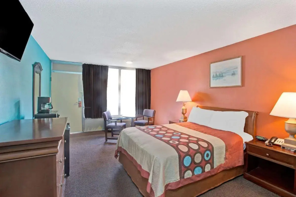 Accessible Double room (full double bed)