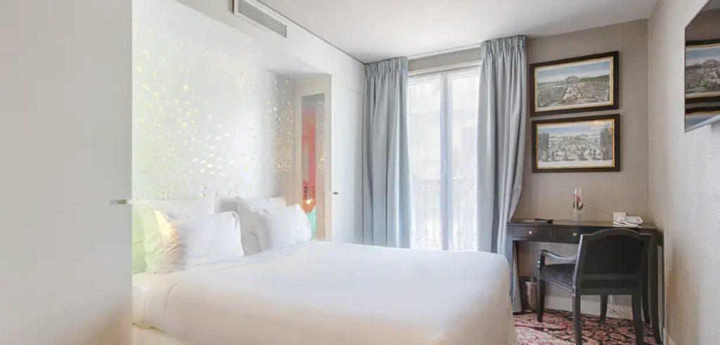 Superior Double room (full double bed)