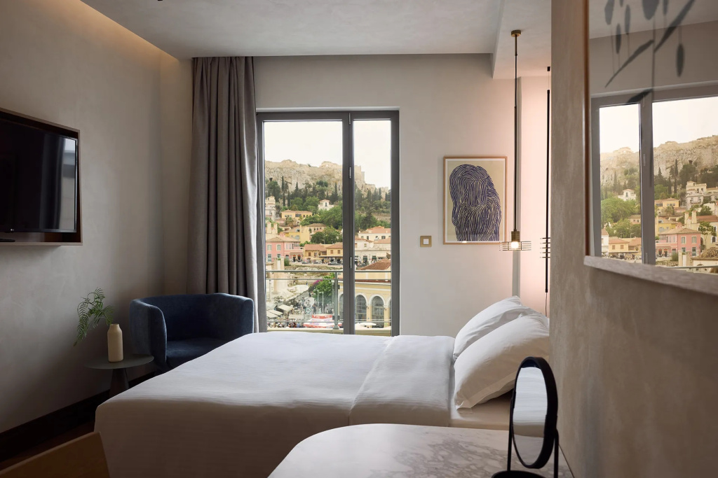 Deluxe Double room with Acropolis View (full double bed)