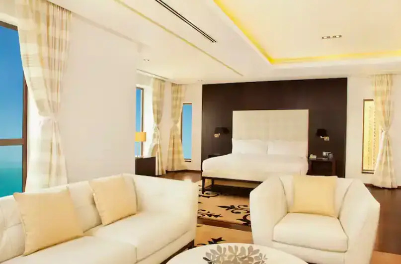 Hilton Dubai The Walk
