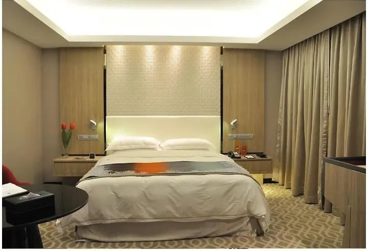 Premier Double room (full double bed)