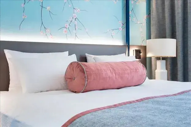 Executive Eiffel Tower Large Double room (full double bed)