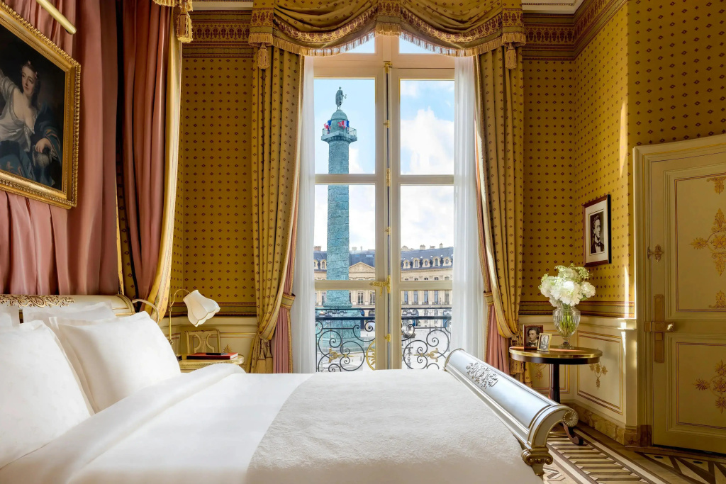 Chopin Double Suite (full double bed)