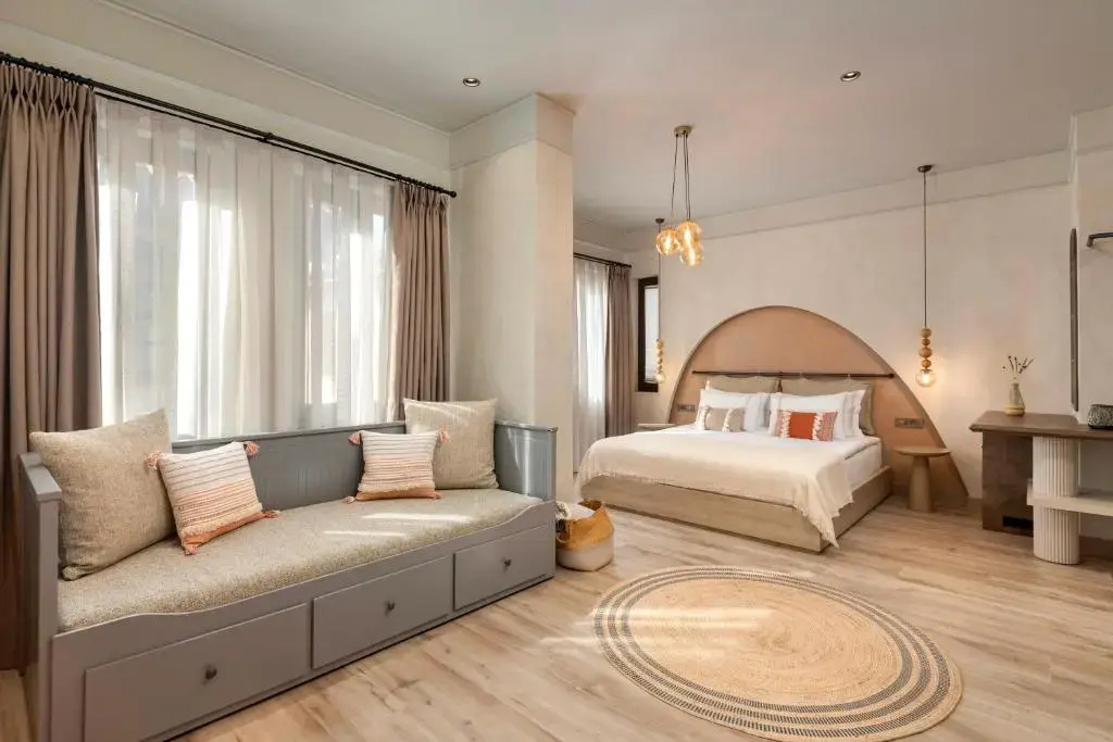 Double Suite with Bathtub (full double bed)
