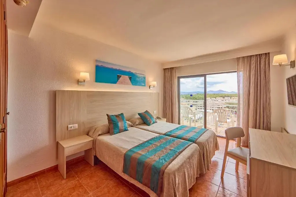 Double room (twin beds)