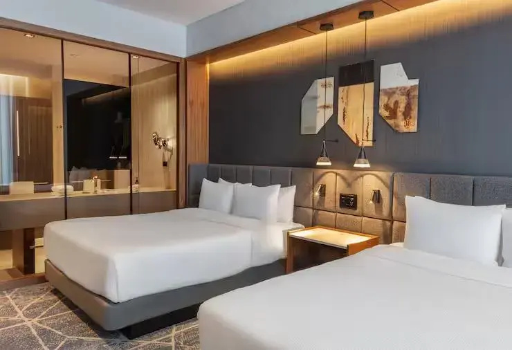 Corner room