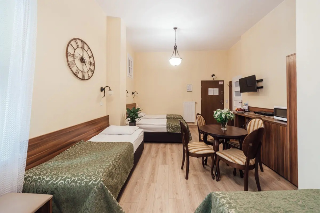 Standard Quadruple room