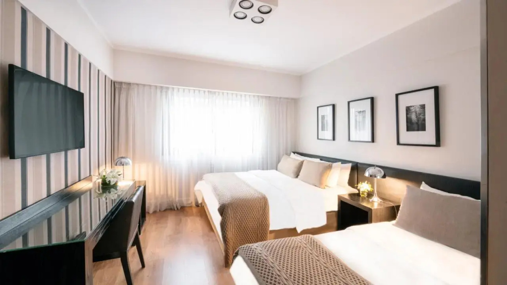 Junior Triple room