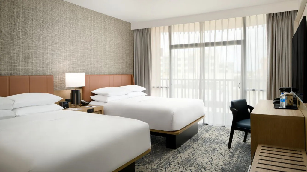 Sheraton Park Hotel at the Anaheim Resort - Chambres